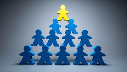 [Translate to Englisch:] Grafik einer Menschenpyramide